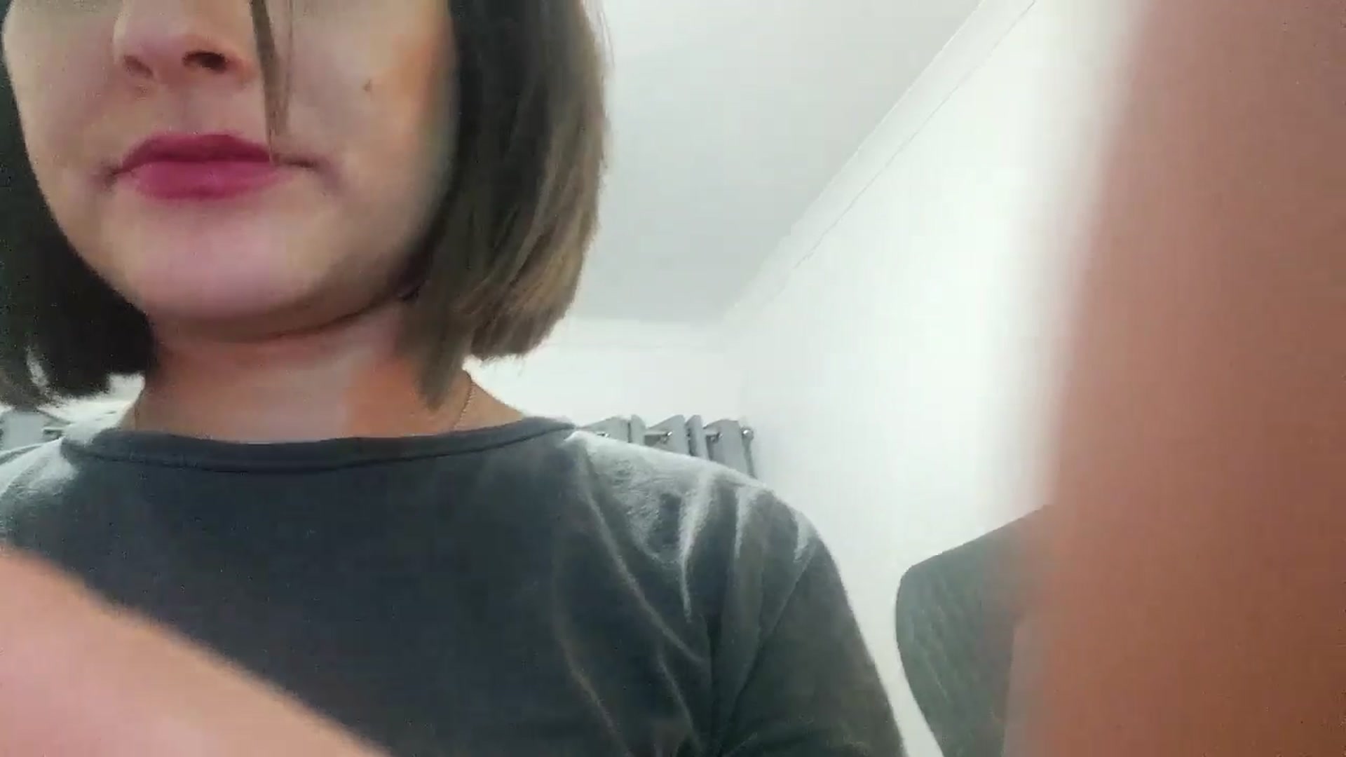 Gallery image thumbnail from RiaMartinez's myfreecams stream on, 06/06/2025, 02:22 image 11 of 20