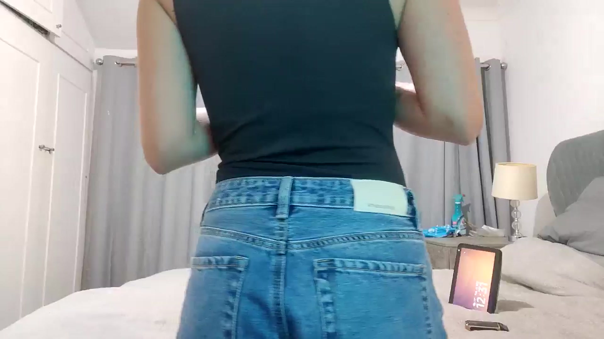 Gallery image thumbnail from RiaMartinez's myfreecams stream on, 10/21/2025, 24:03 image 15 of 20