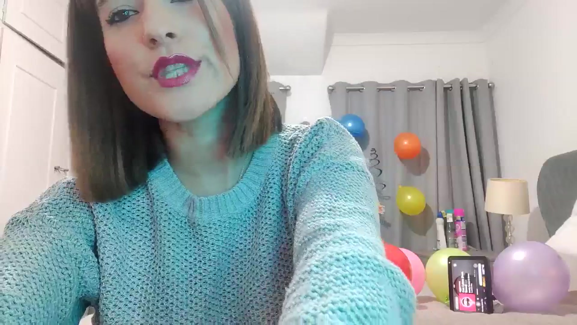 Gallery image thumbnail from RiaMartinez's myfreecams stream on, 11/01/2025, 22:05 image 12 of 20