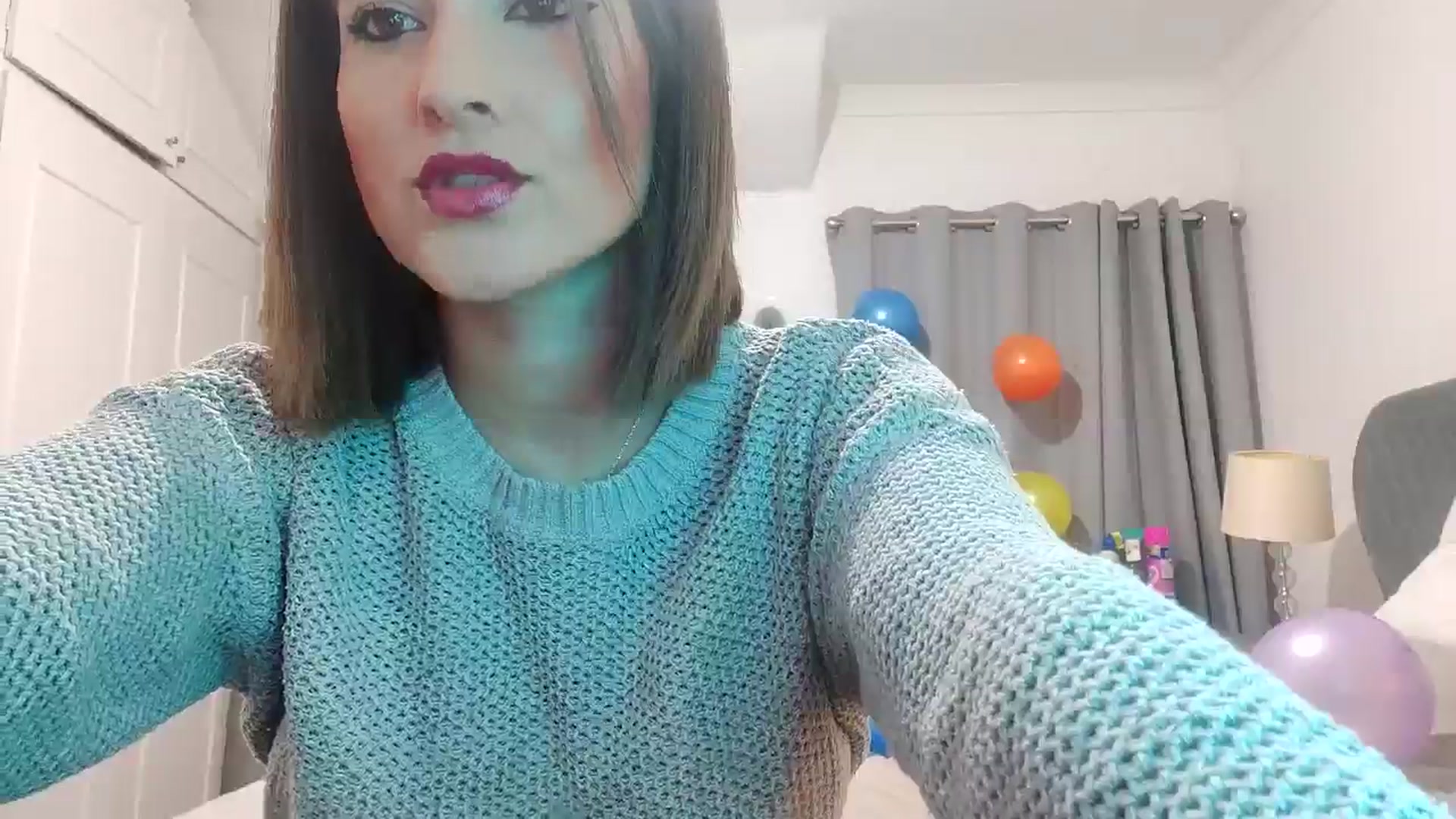 Gallery image thumbnail from RiaMartinez's myfreecams stream on, 11/01/2025, 22:05 image 11 of 20