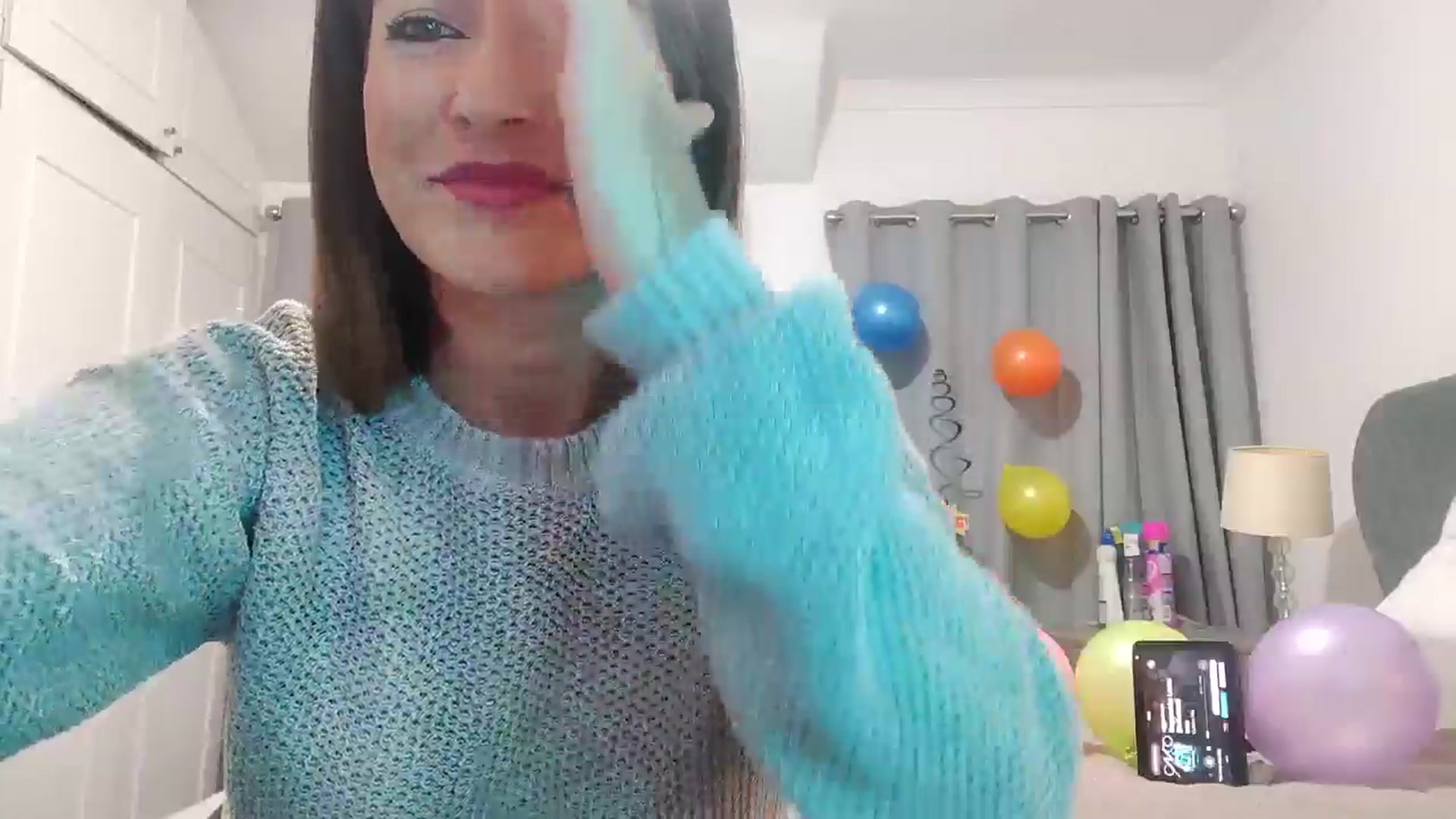 Gallery image thumbnail from RiaMartinez's myfreecams stream on, 11/01/2025, 22:39 image 18 of 20