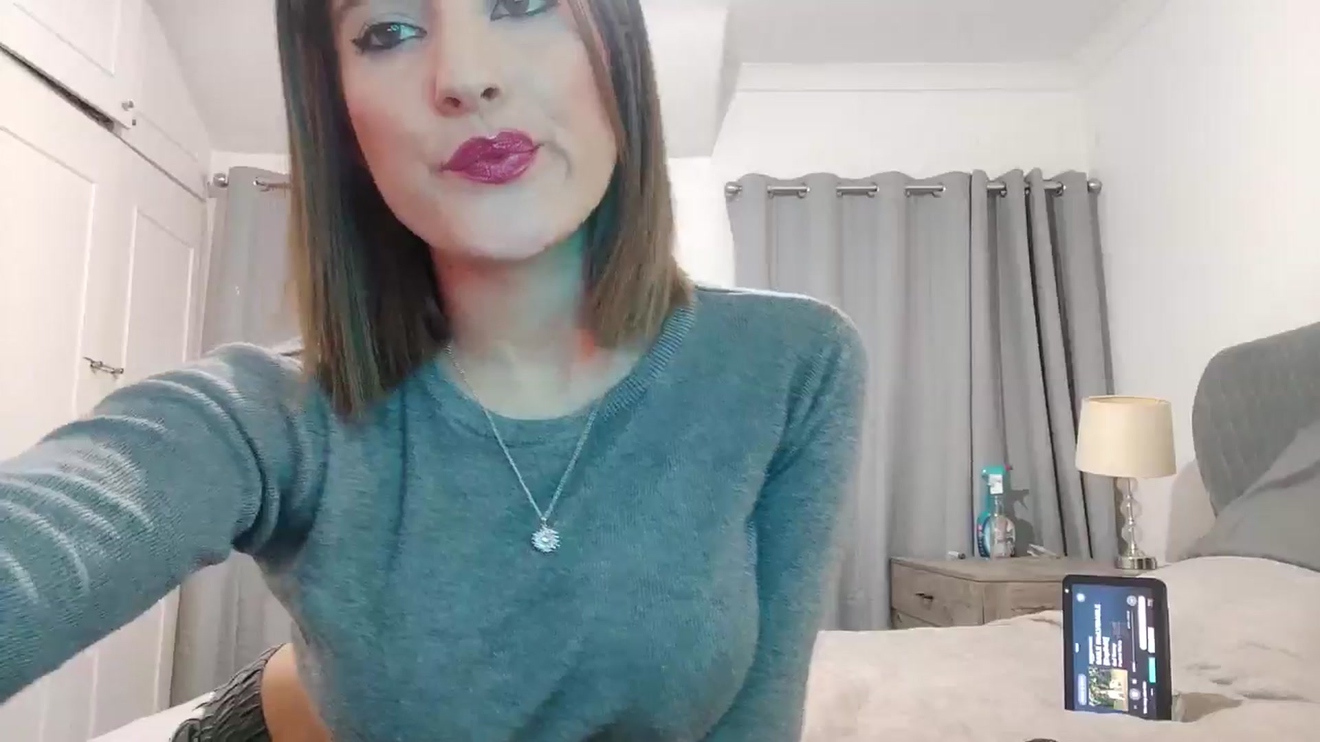 Gallery image thumbnail from RiaMartinez's myfreecams stream on, 11/07/2025, 01:17 image 12 of 20