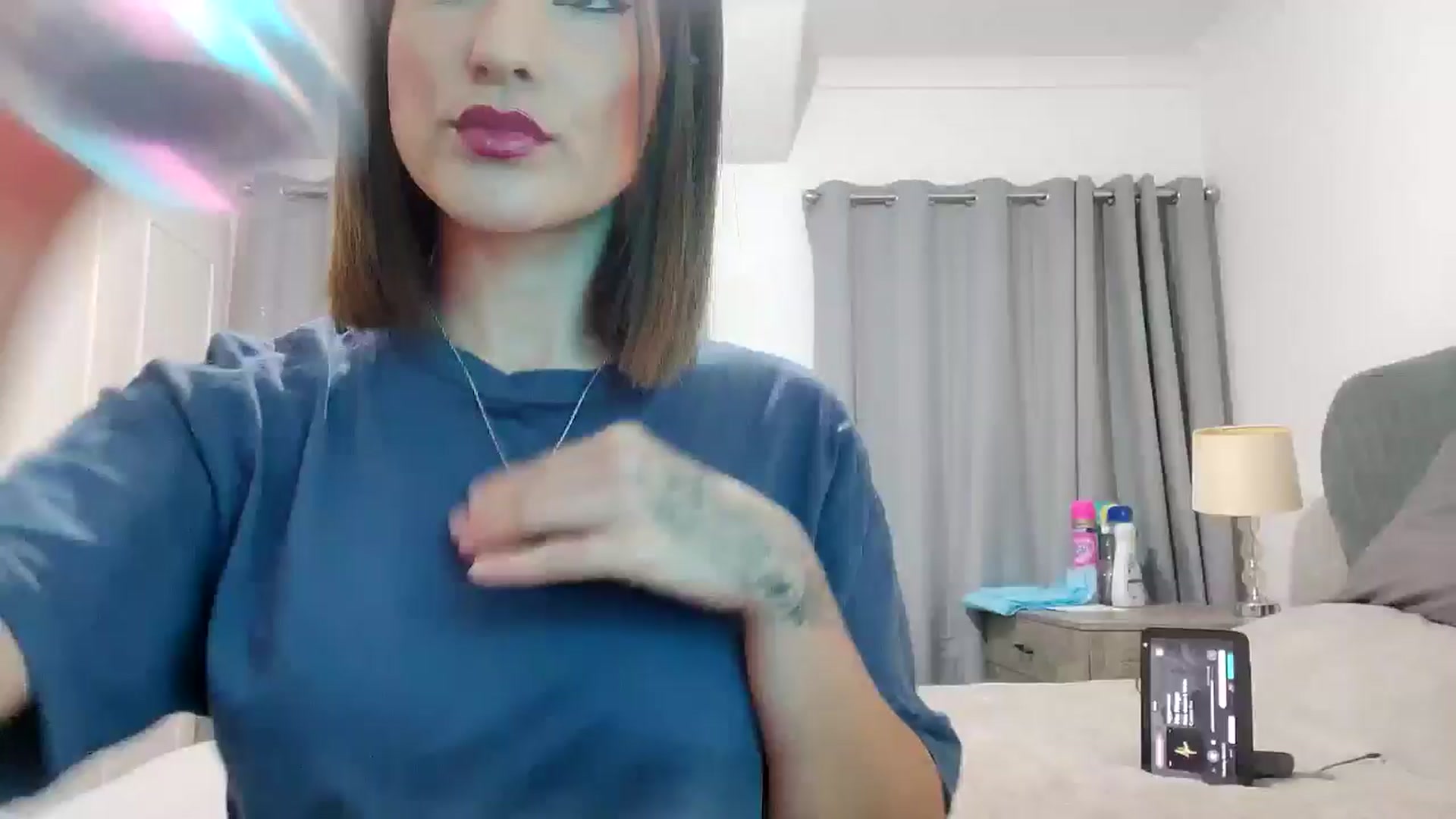 Gallery image thumbnail from RiaMartinez's myfreecams stream on, 11/17/2025, 22:46 image 18 of 20