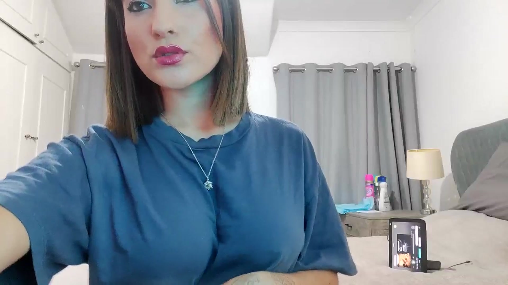 Gallery image thumbnail from RiaMartinez's myfreecams stream on, 11/17/2025, 22:46 image 19 of 20