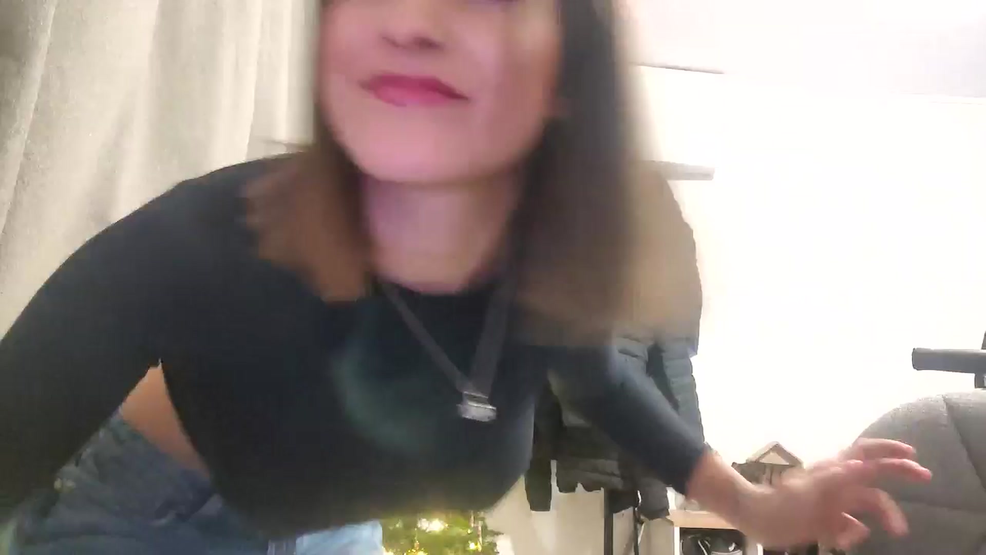 Gallery image thumbnail from RiaMartinez's myfreecams stream on, 12/05/2025, 22:12 image 5 of 20