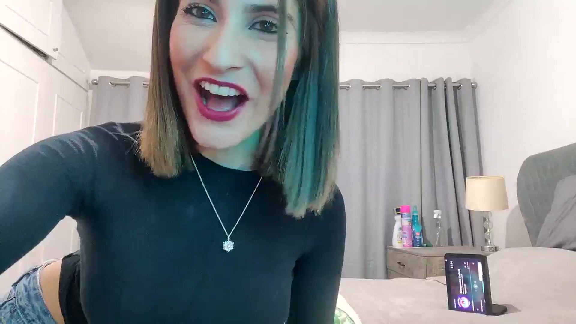 Gallery image thumbnail from RiaMartinez's myfreecams stream on, 12/05/2025, 22:12 image 9 of 20
