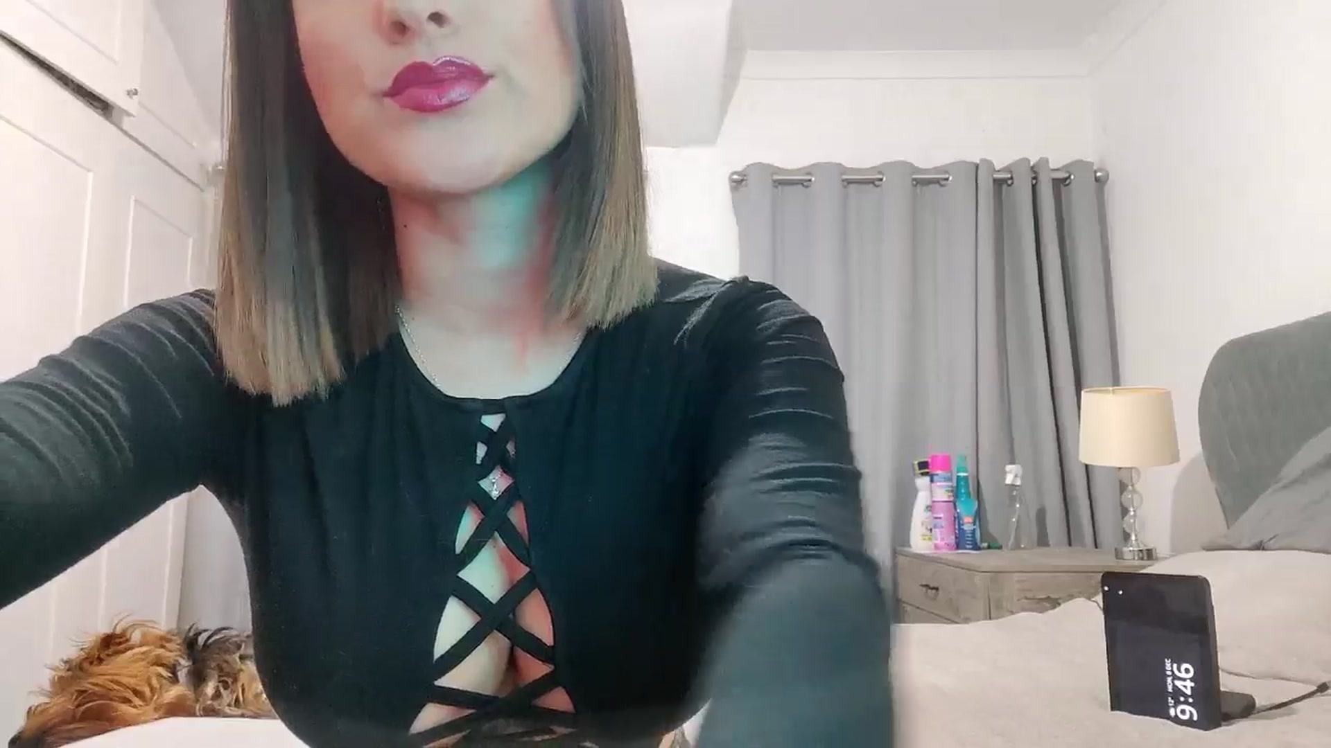 Gallery image thumbnail from RiaMartinez's myfreecams stream on, 12/08/2025, 21:54 image 16 of 20