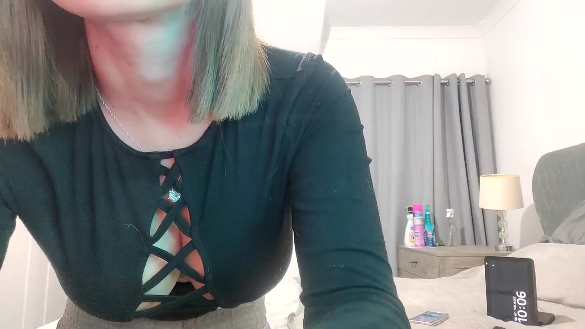 Gallery image thumbnail from RiaMartinez's myfreecams stream on, 12/10/2025, 24:02 image 2 of 20
