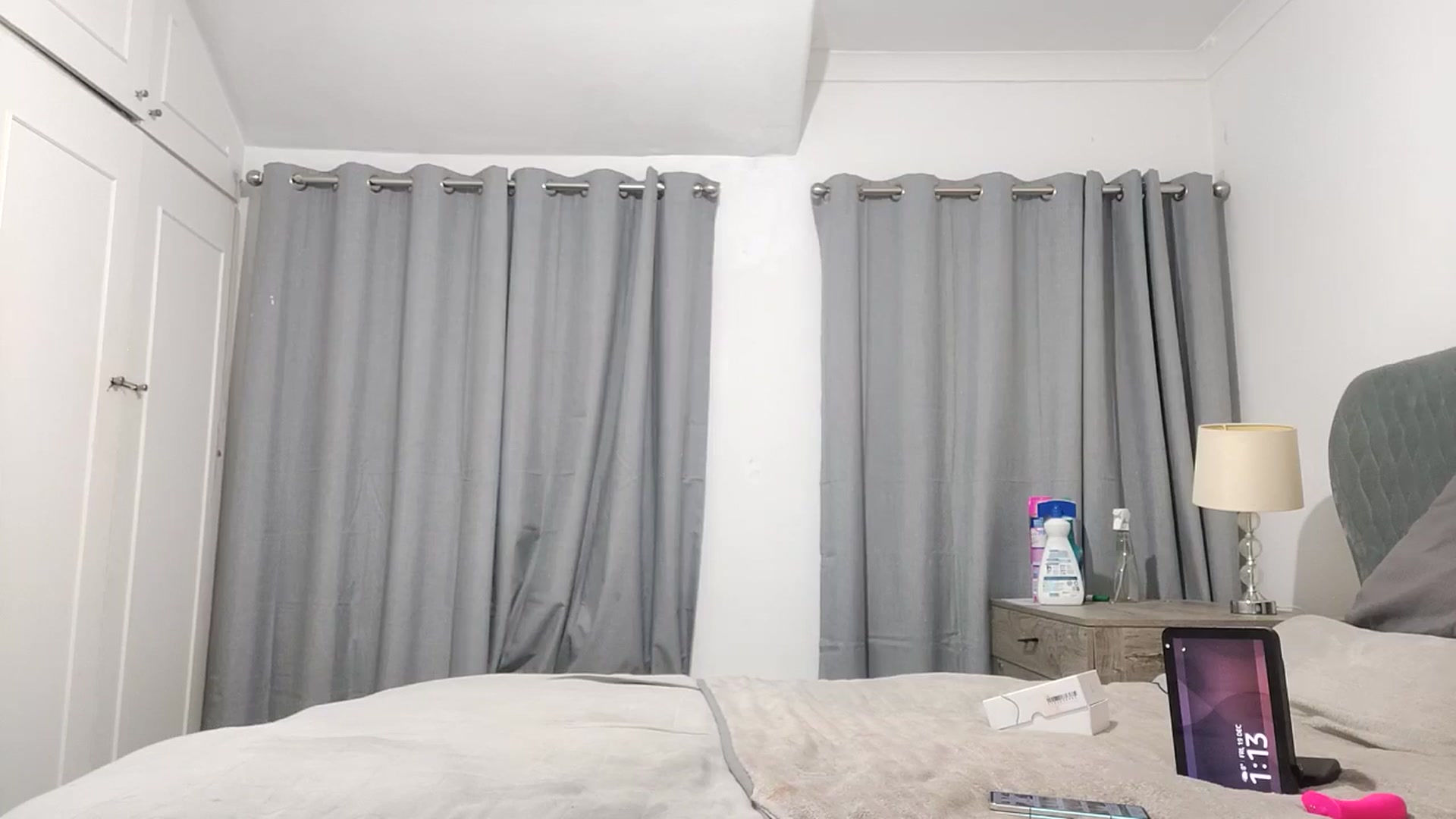 Gallery image thumbnail from RiaMartinez's myfreecams stream on, 12/19/2025, 01:16 image 18 of 20