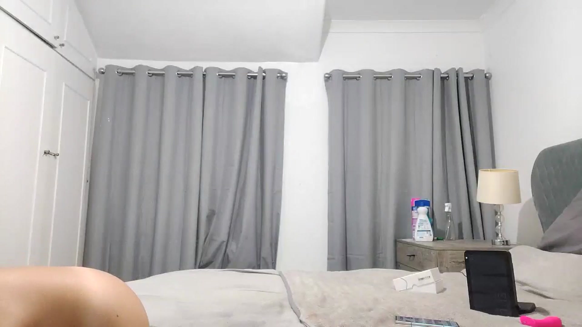 Gallery image thumbnail from RiaMartinez's myfreecams stream on, 12/19/2025, 01:16 image 19 of 20