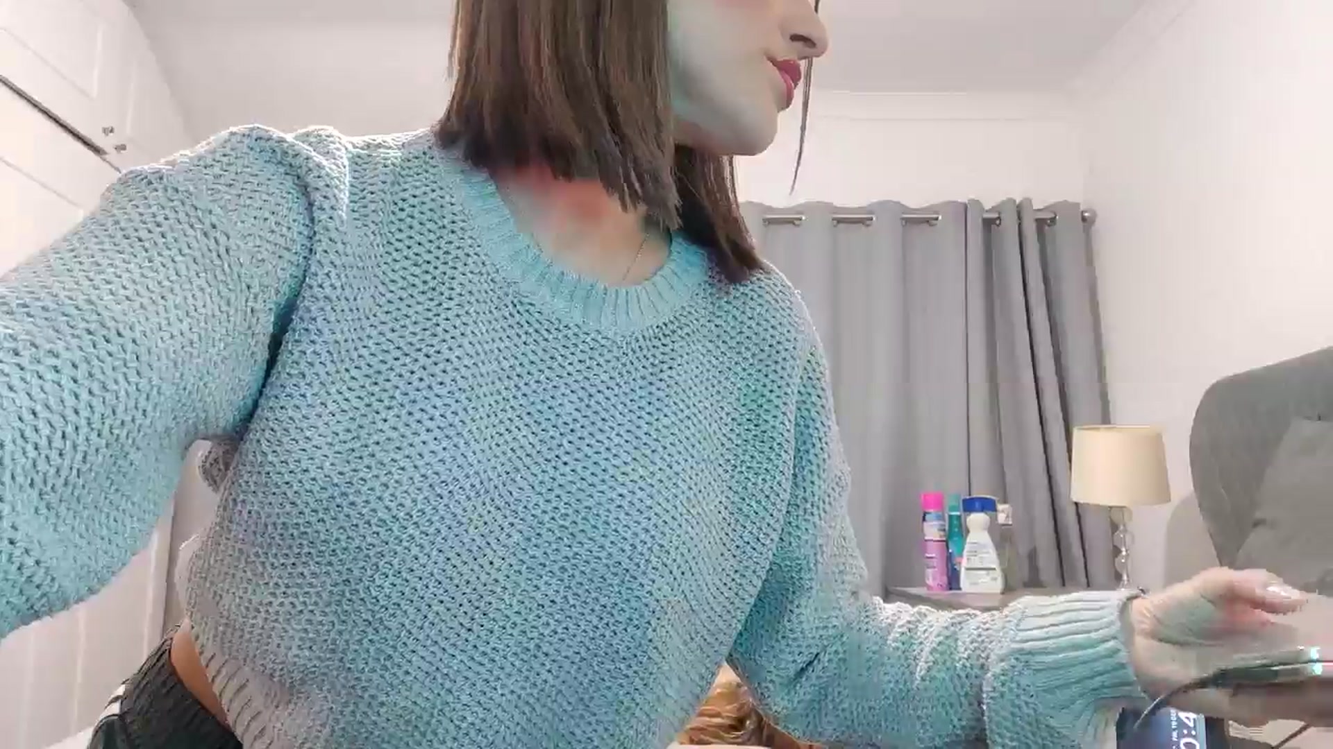 Gallery image thumbnail from RiaMartinez's myfreecams stream on, 12/20/2025, 24:20 image 9 of 20