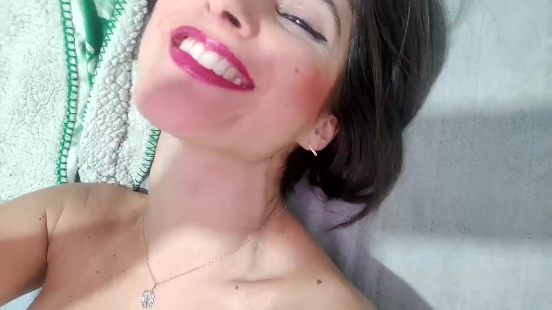 Gallery image thumbnail from RiaMartinez's myfreecams stream on, 02/14/2026, 10:06 image 13 of 20