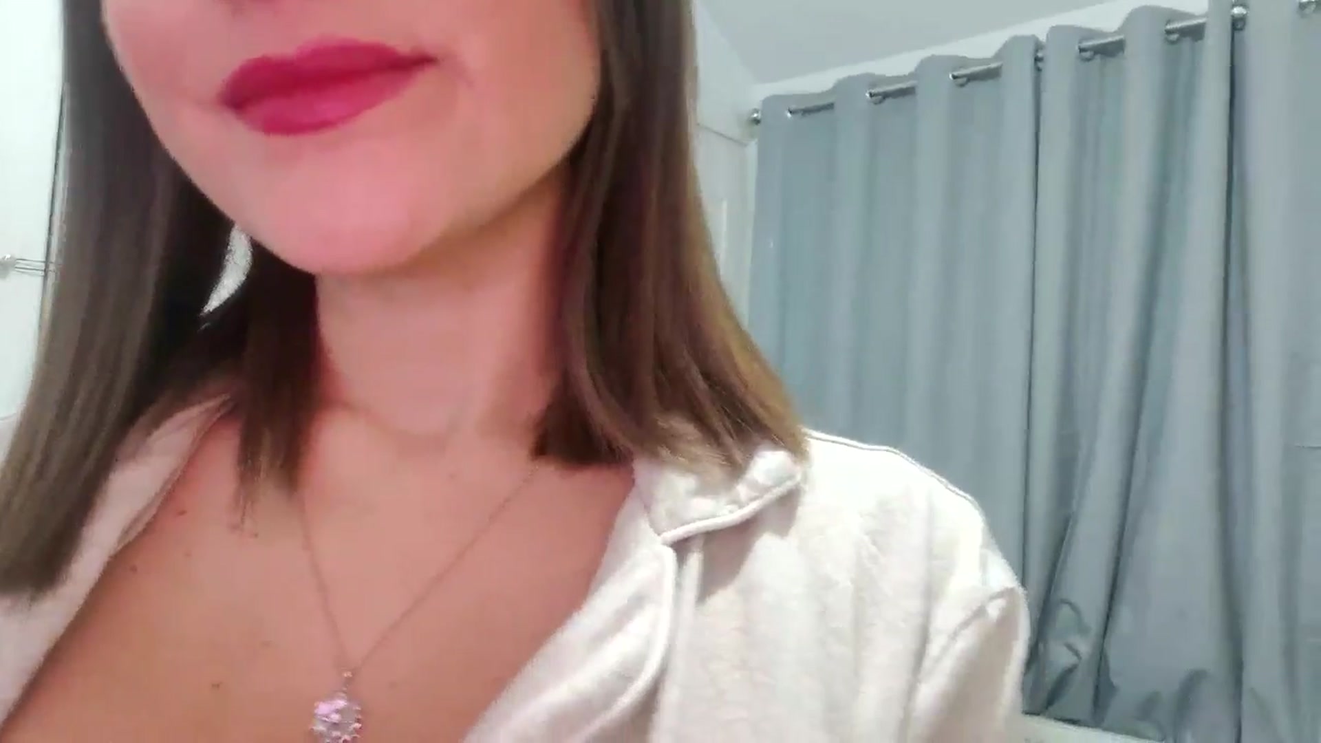 Gallery image thumbnail from RiaMartinez's myfreecams stream on, 02/17/2026, 04:06 image 8 of 20