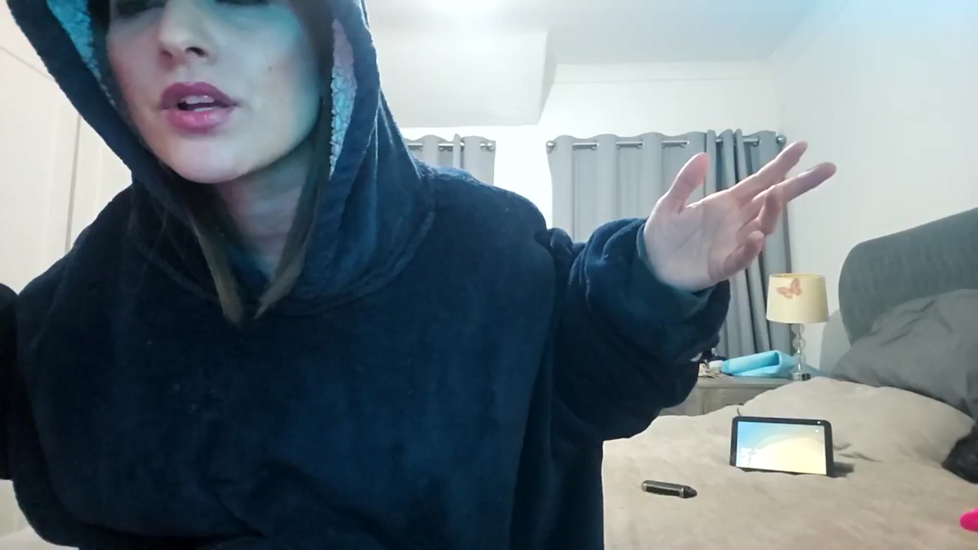 Gallery image thumbnail from RiaMartinez's myfreecams stream on, 03/24/2026, 02:03 image 19 of 20