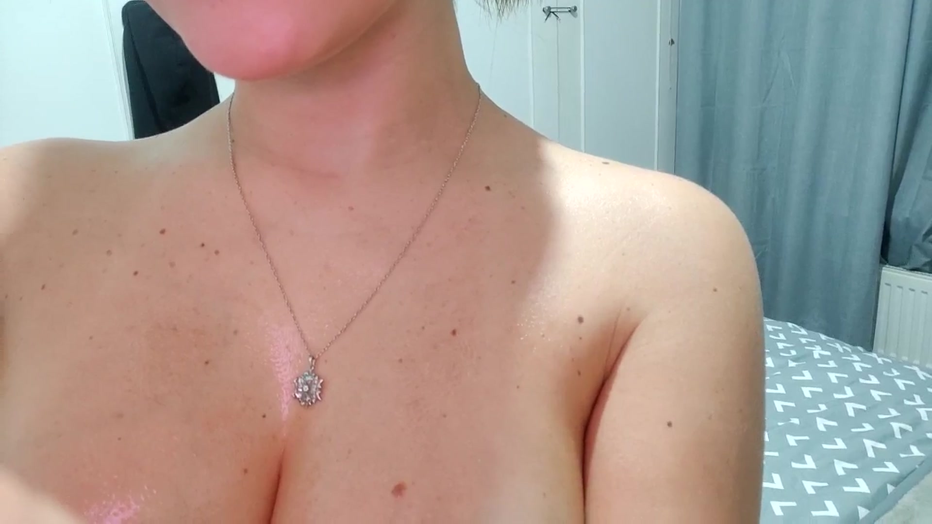 Gallery image thumbnail from RiaMartinez's myfreecams stream on, 05/02/2026, 24:15 image 13 of 20