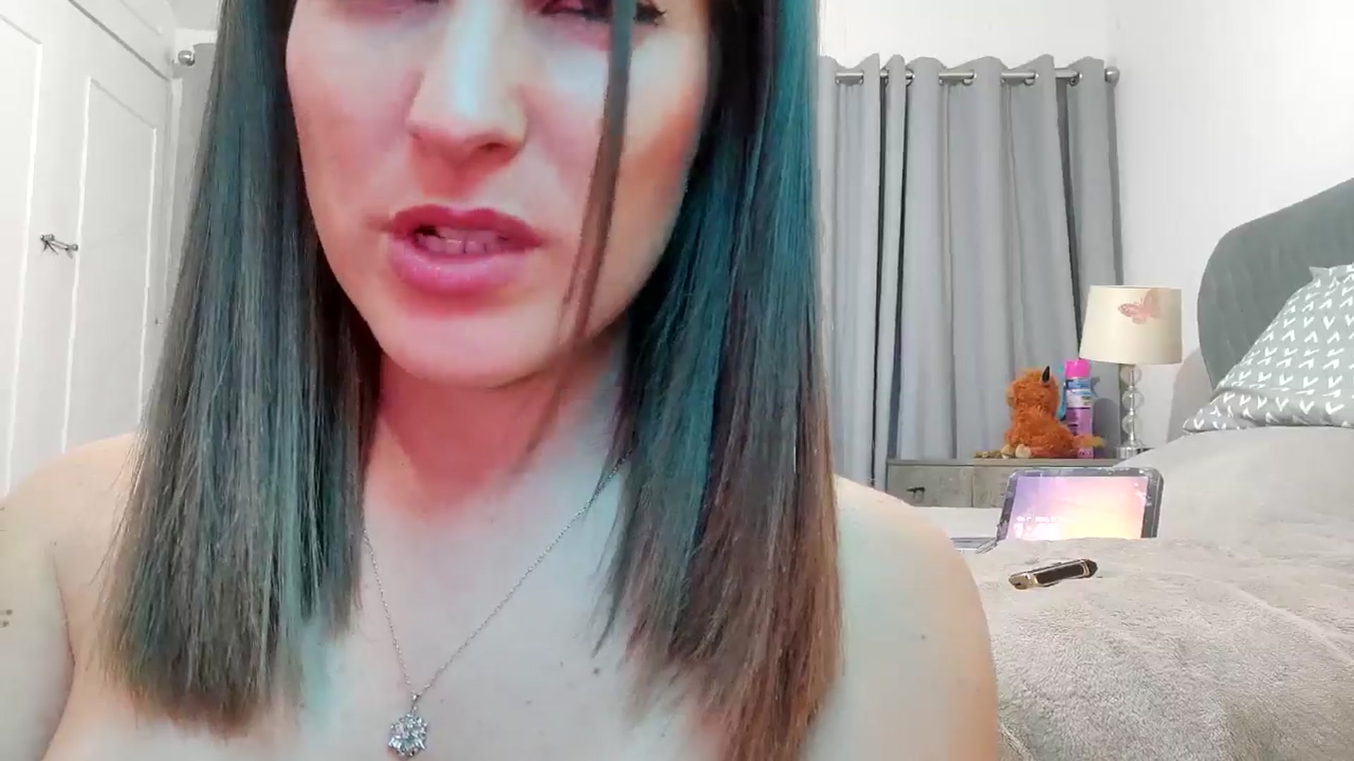 Gallery image thumbnail from RiaMartinez's myfreecams stream on, 05/11/2026, 01:16 image 17 of 20
