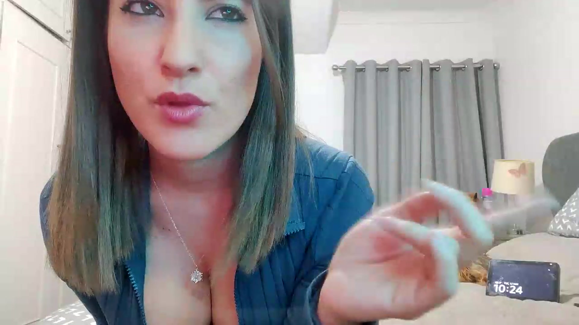 Gallery image thumbnail from RiaMartinez's myfreecams stream on, 05/12/2026, 21:36 image 16 of 20