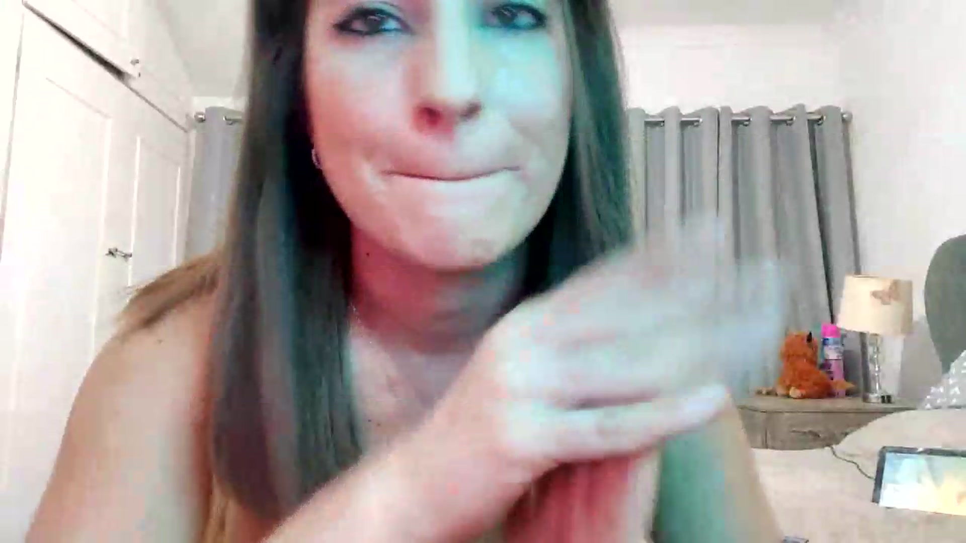 Gallery image thumbnail from RiaMartinez's myfreecams stream on, 05/19/2026, 24:59 image 12 of 20