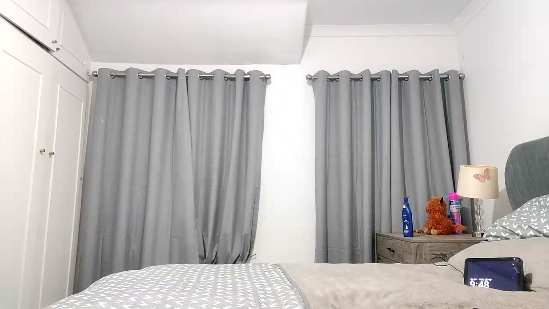Gallery image thumbnail from RiaMartinez's myfreecams stream on, 05/25/2026, 21:26 image 11 of 20