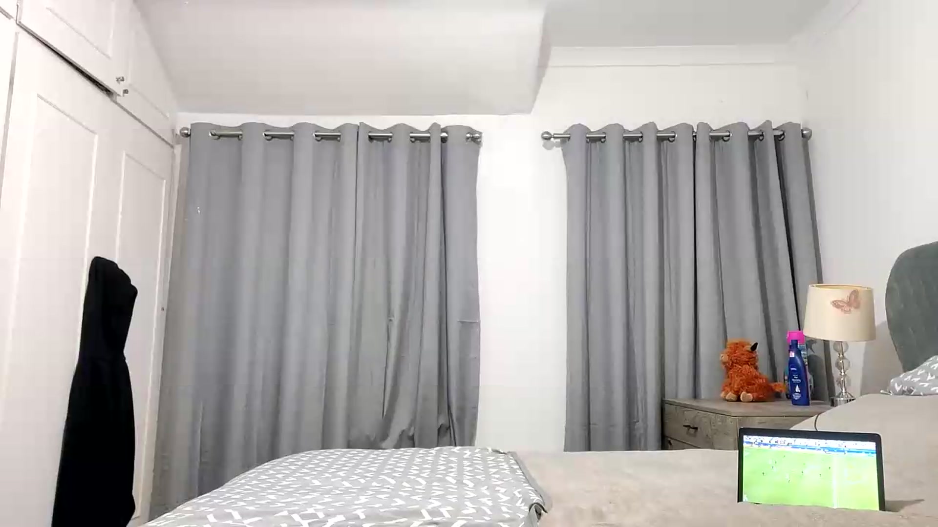 Gallery image thumbnail from RiaMartinez's myfreecams stream on, 06/15/2026, 22:32 image 18 of 20