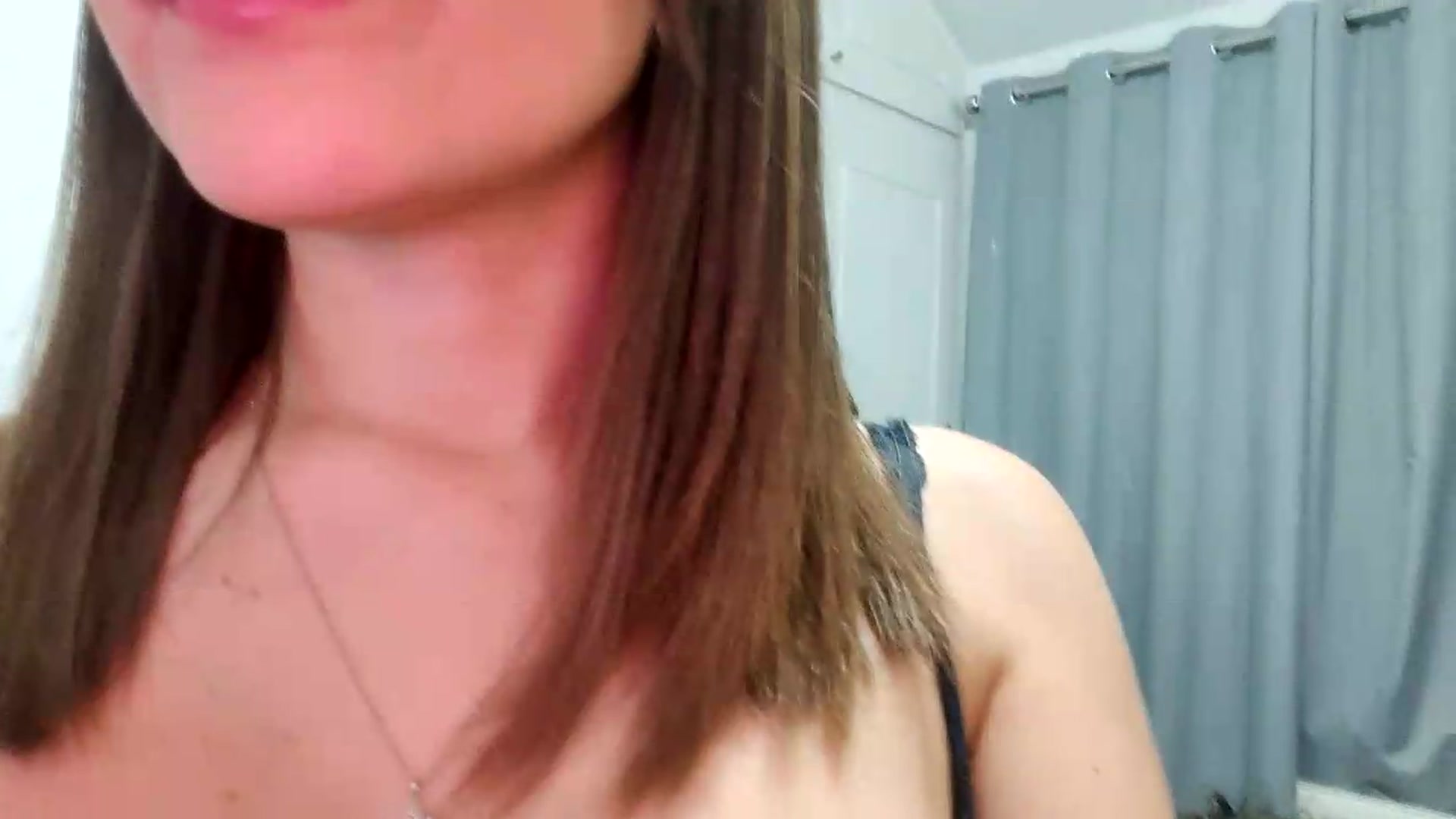 Gallery image thumbnail from RiaMartinez's myfreecams stream on, 06/16/2026, 24:23 image 17 of 20