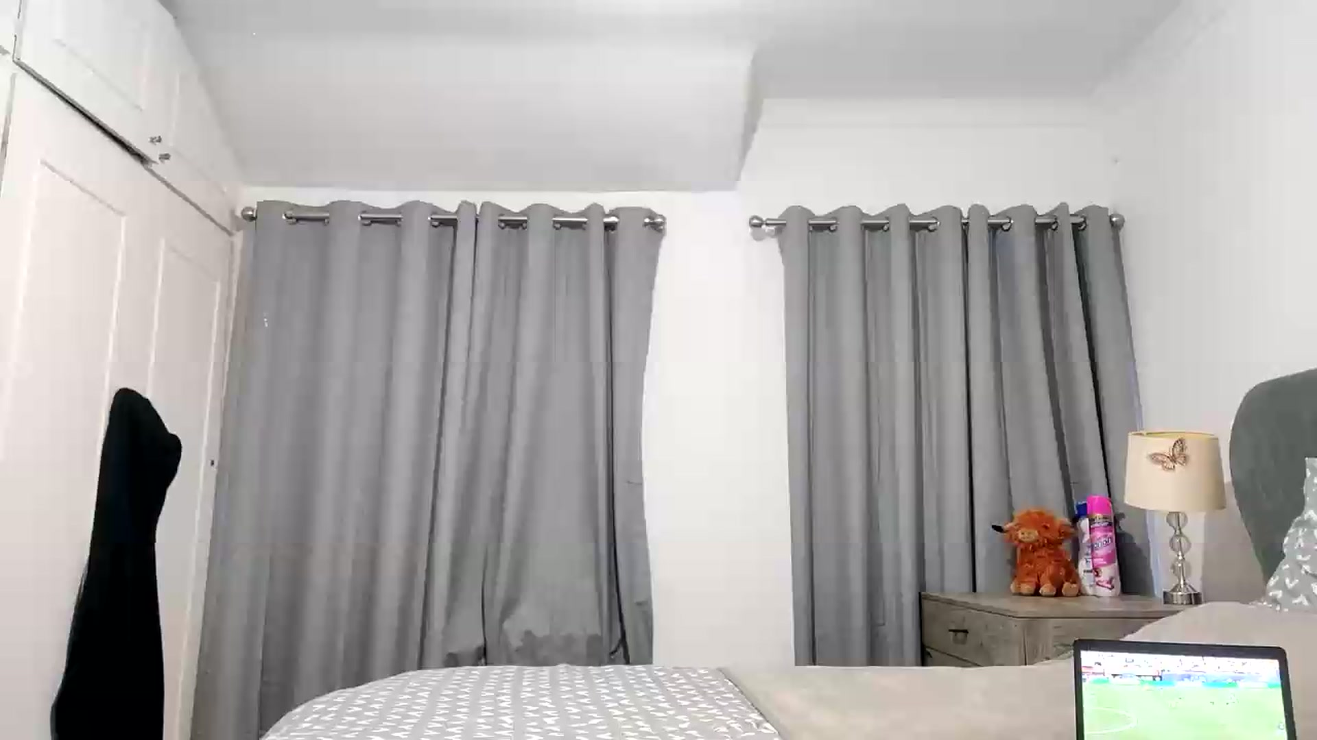 Gallery image thumbnail from RiaMartinez's myfreecams stream on, 06/25/2026, 20:51 image 1 of 20