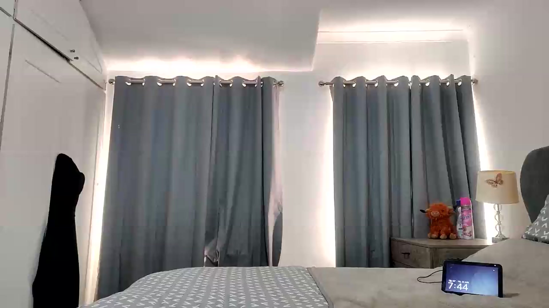 Gallery image thumbnail from RiaMartinez's myfreecams stream on, 06/26/2026, 19:29 image 8 of 20
