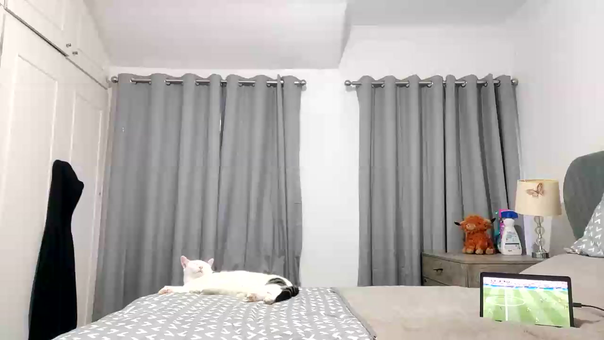 Gallery image thumbnail from RiaMartinez's myfreecams stream on, 06/28/2026, 22:43 image 1 of 20