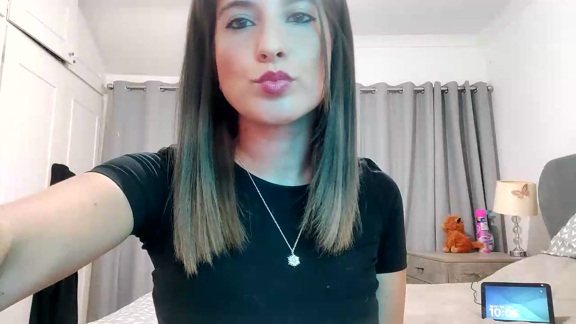 Gallery image thumbnail from RiaMartinez's myfreecams stream on, 08/01/2026, 22:00 image 5 of 20