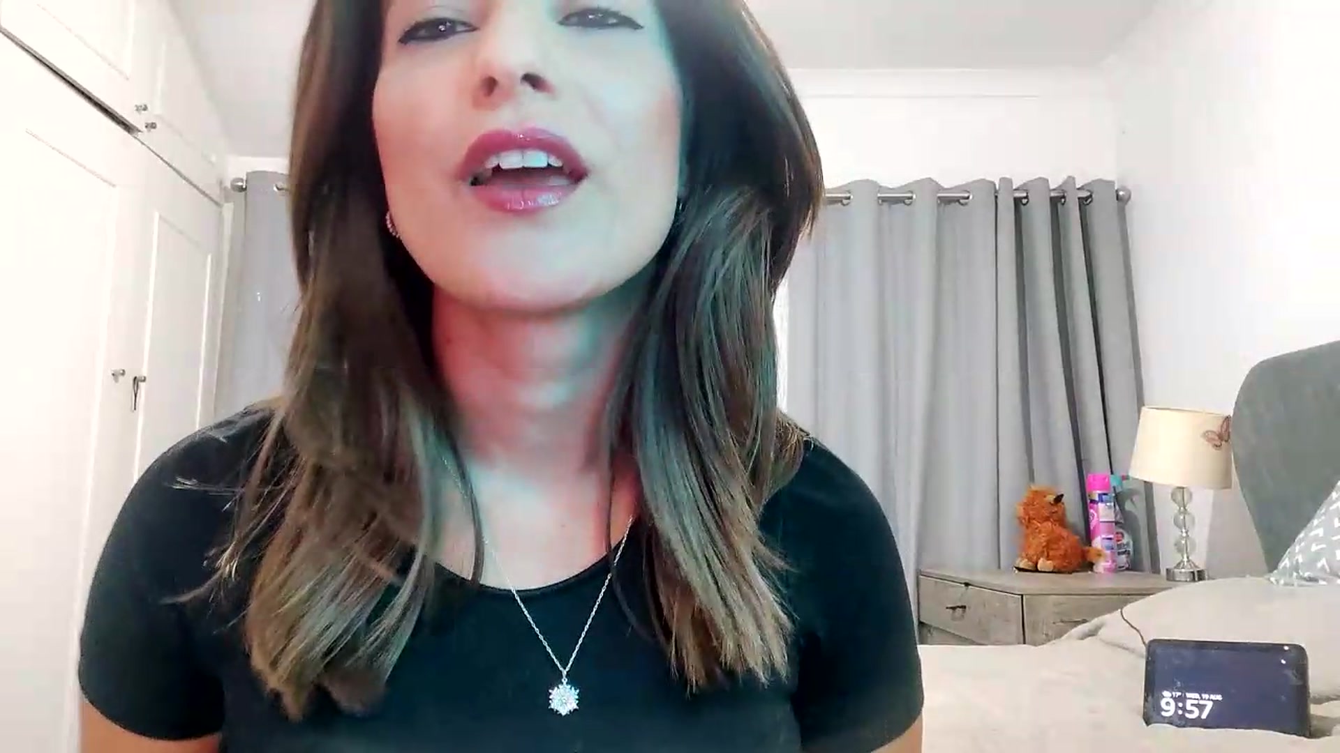 Gallery image thumbnail from RiaMartinez's myfreecams stream on, 08/20/2026, 24:30 image 2 of 20