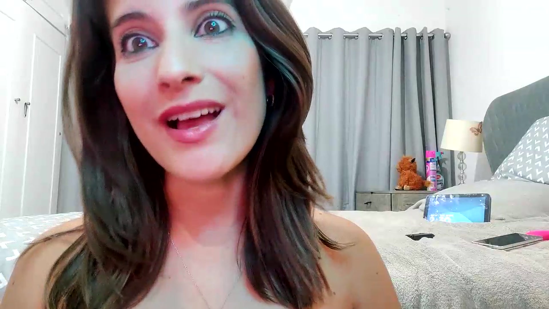 Gallery image thumbnail from RiaMartinez's myfreecams stream on, 08/20/2026, 03:11 image 9 of 20