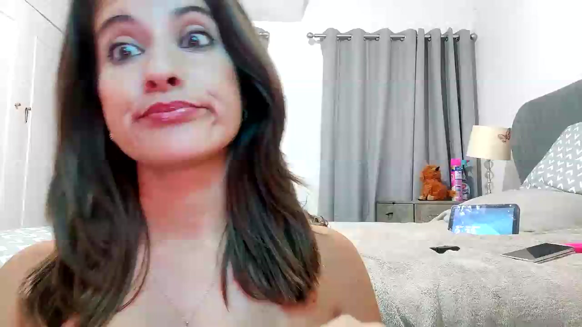 Gallery image thumbnail from RiaMartinez's myfreecams stream on, 08/20/2026, 03:11 image 8 of 20