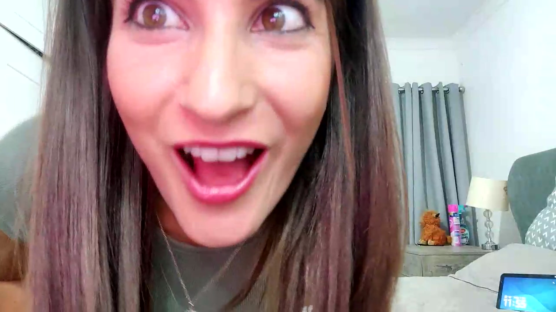 Gallery image thumbnail from RiaMartinez's myfreecams stream on, 09/08/2026, 24:07 image 14 of 20
