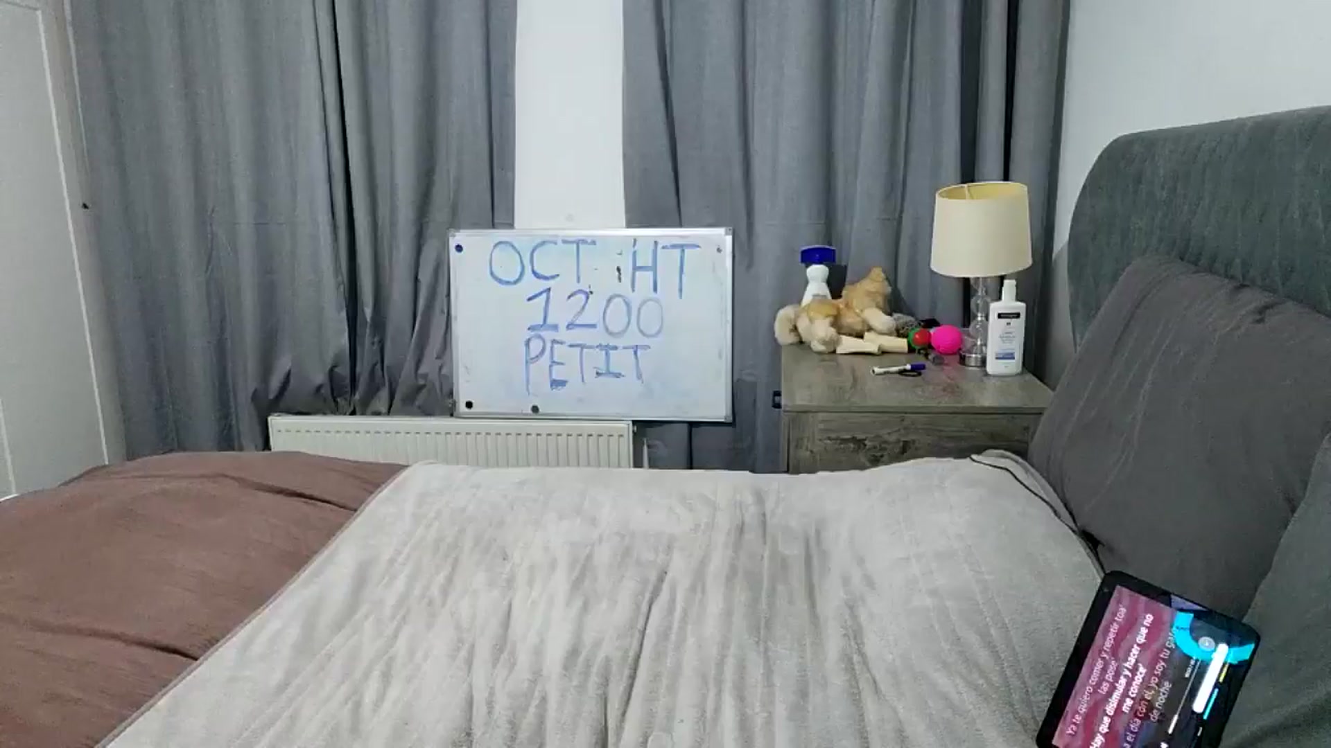 Gallery image thumbnail from RiaOnRerun's myfreecams stream on, 10/14/2024, 23:57 image 10 of 20