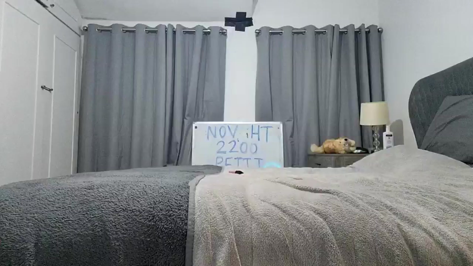 Gallery image thumbnail from Rialaska's myfreecams stream on, 11/05/2024, 02:11 image 1 of 20