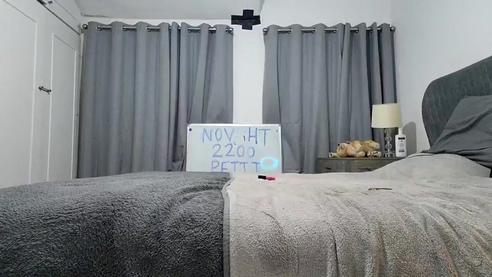 Gallery image thumbnail from Rialaska's myfreecams stream on, 11/07/2024, 01:05 image 17 of 20