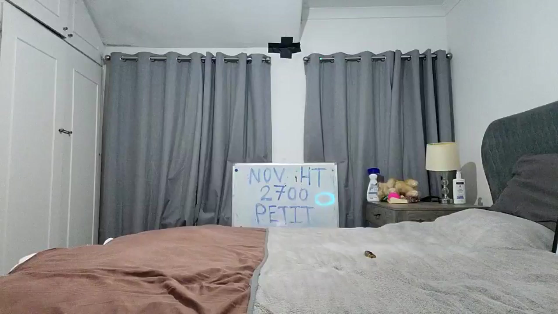 Gallery image thumbnail from Rialaska's myfreecams stream on, 11/25/2024, 23:45 image 8 of 20