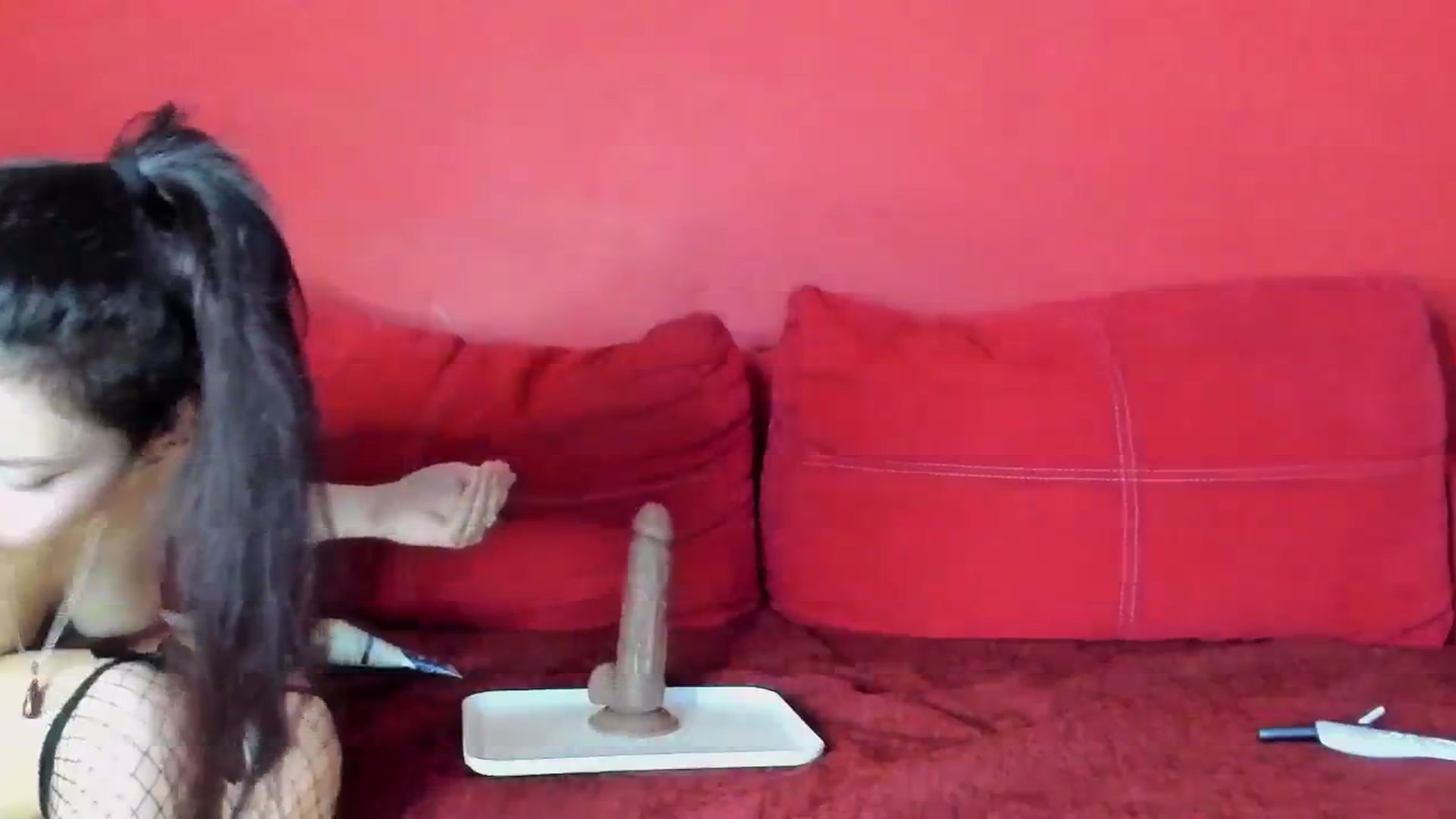 Gallery image thumbnail from Riana_Joy's myfreecams stream on, 12/25/2024, 10:15 image 11 of 20