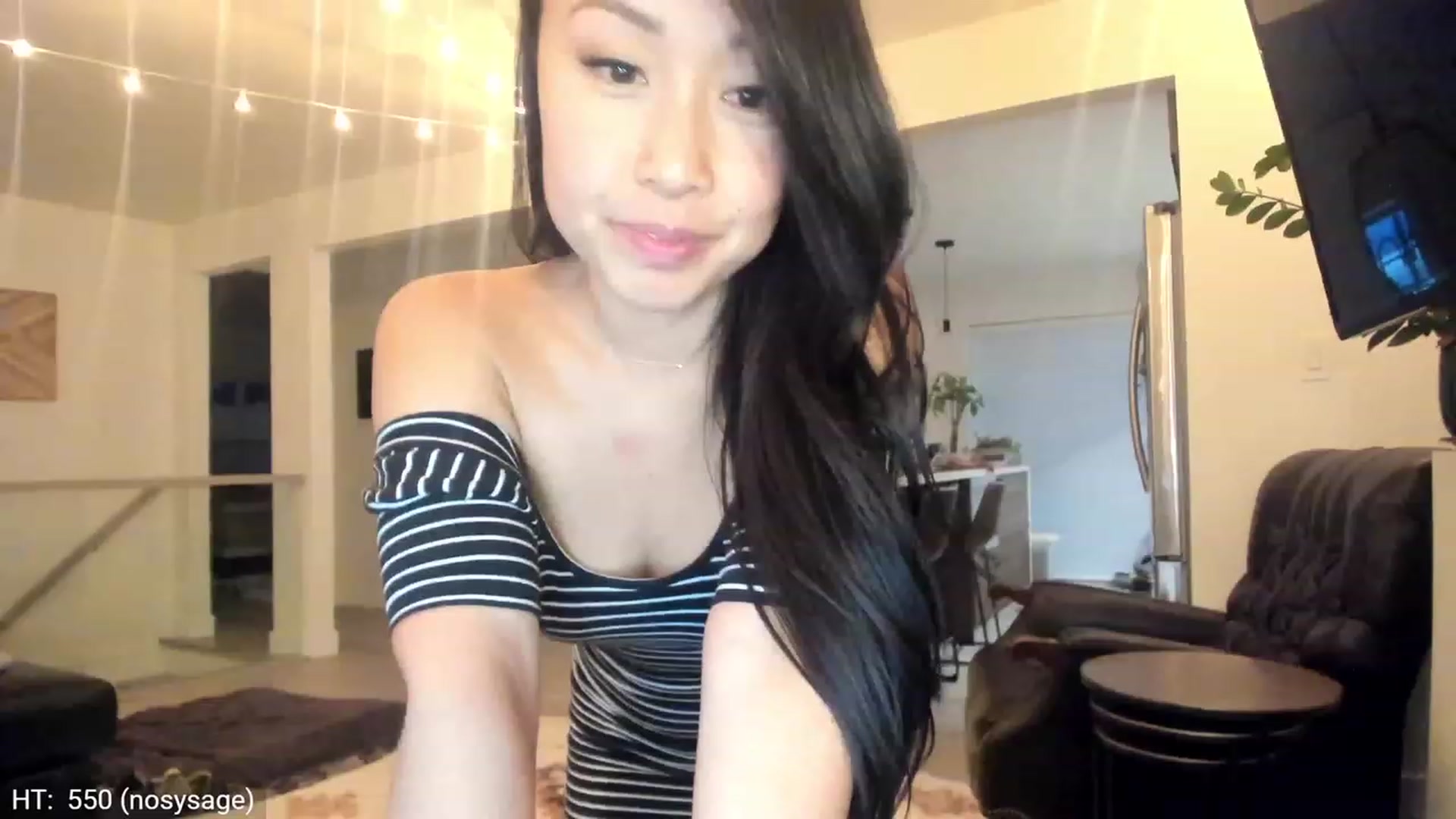 Gallery image thumbnail from RicePuddin's myfreecams stream on, 11/27/2022, 24:37 image 8 of 20