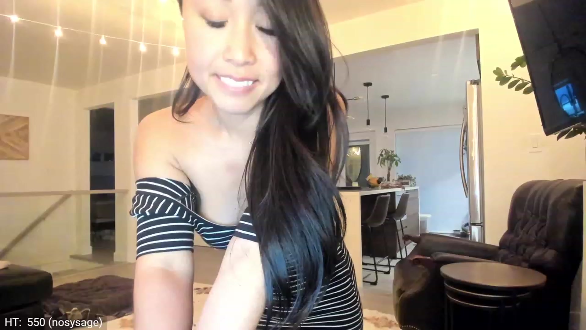 Gallery image thumbnail from RicePuddin's myfreecams stream on, 11/27/2022, 24:37 image 6 of 20