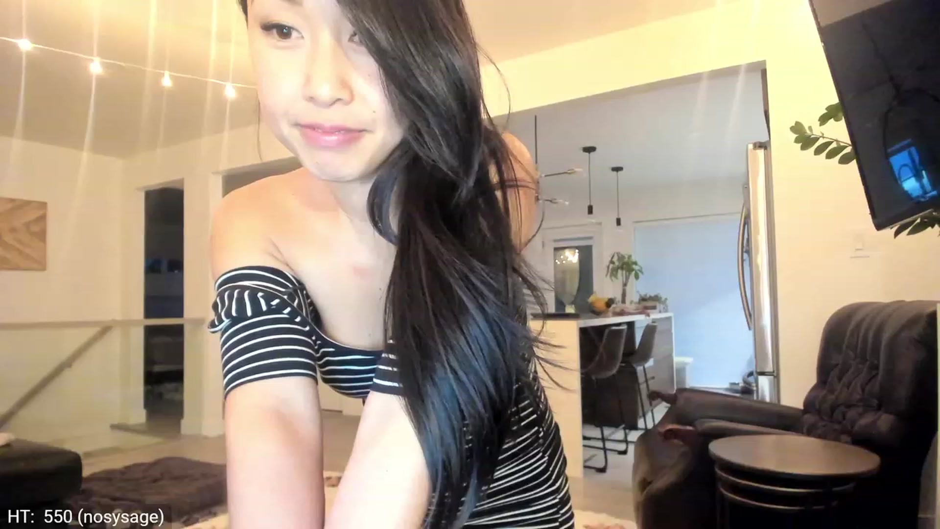 Gallery image thumbnail from RicePuddin's myfreecams stream on, 11/27/2022, 24:37 image 4 of 20
