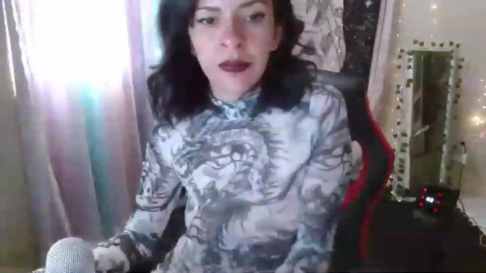 Gallery image thumbnail from Rihannonn's myfreecams stream on, 12/31/2022, 21:24 image 17 of 20