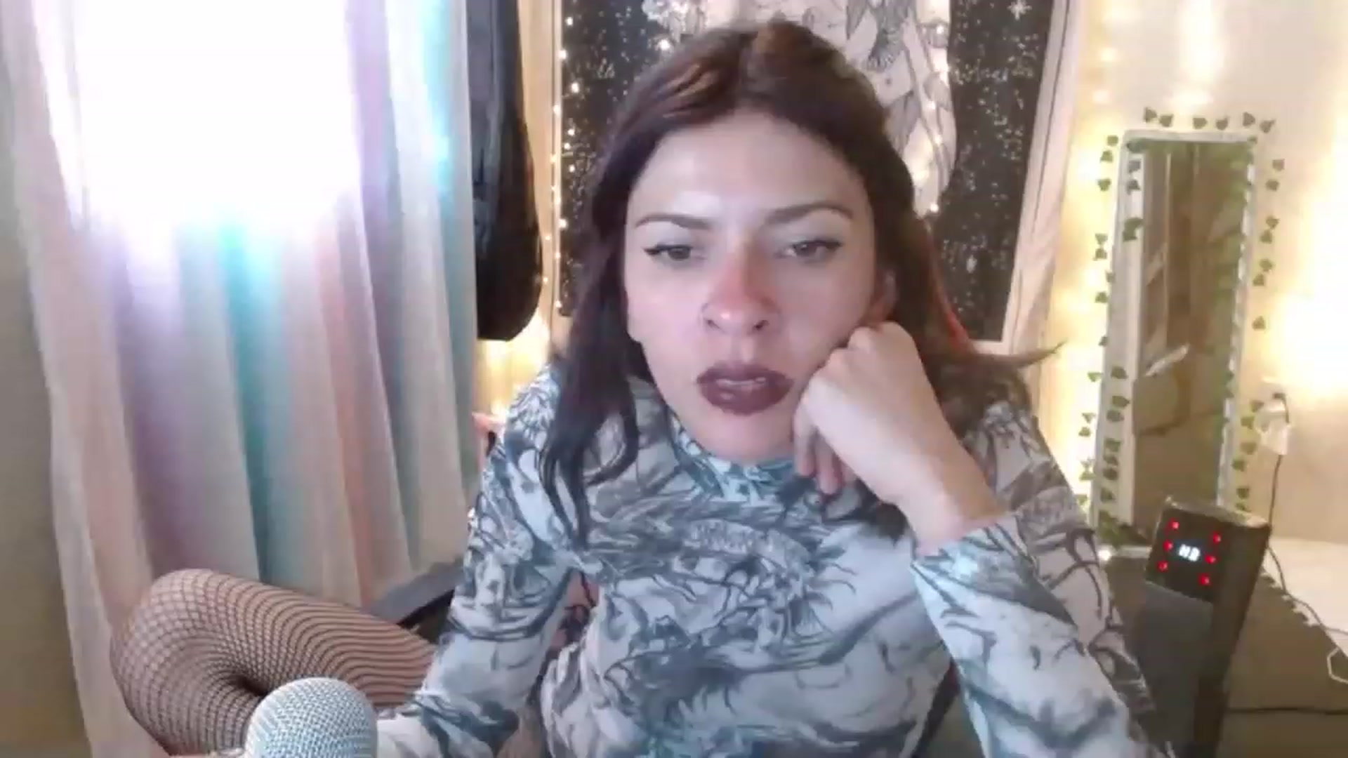 Gallery image thumbnail from Rihannonn's myfreecams stream on, 12/31/2022, 21:24 image 10 of 20