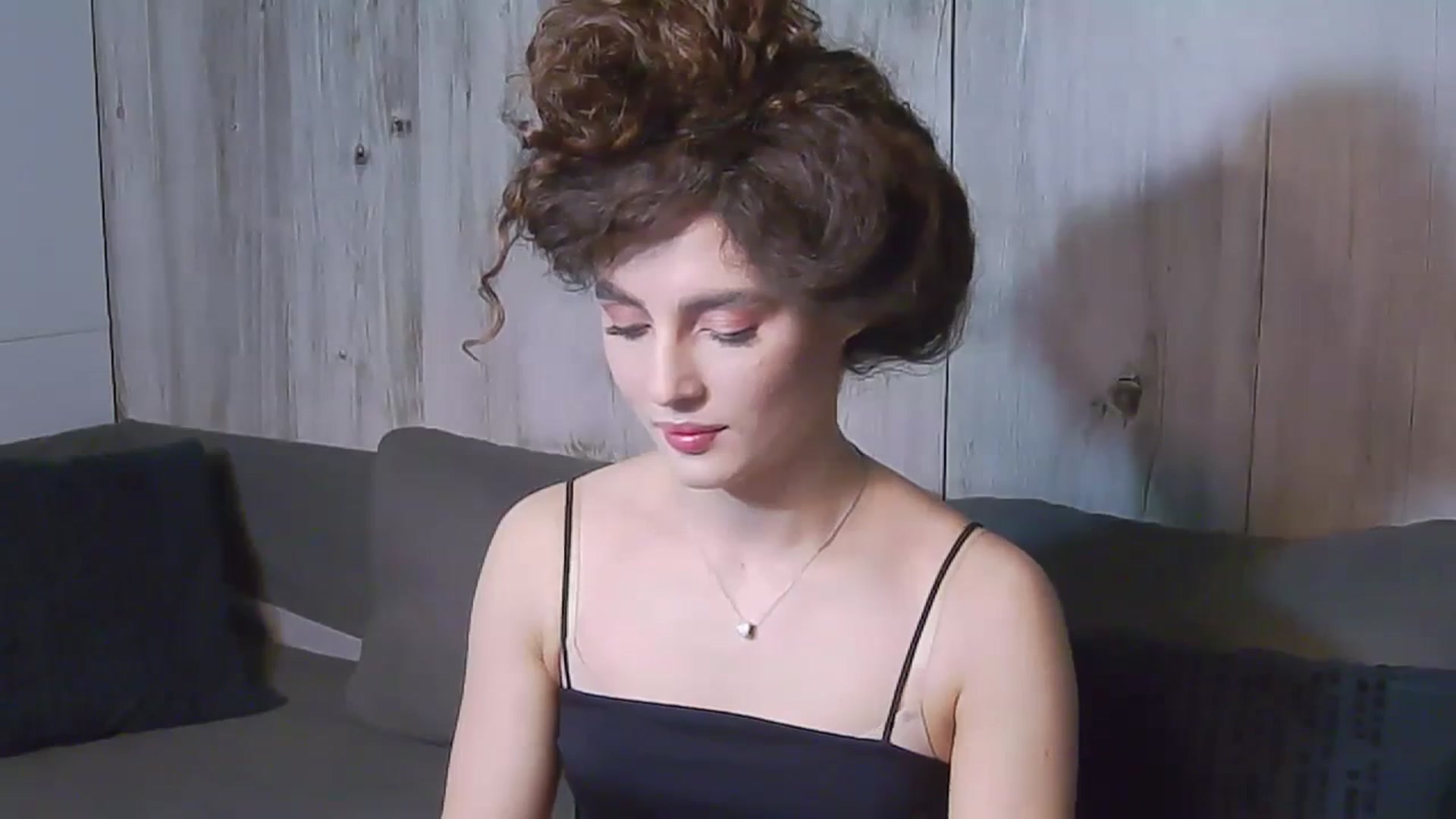 Gallery image thumbnail from Rikki's myfreecams stream on, 11/20/2023, 14:29 image 20 of 20