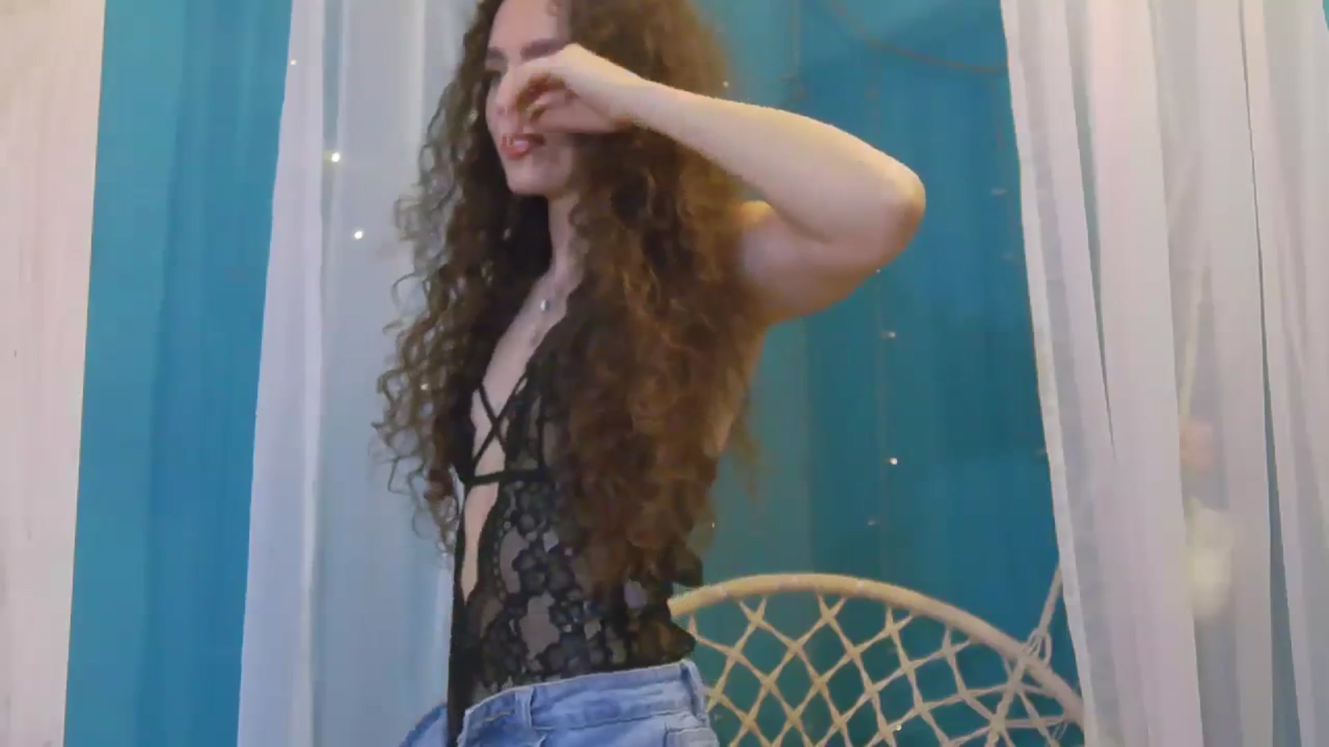 Gallery image thumbnail from Rikki's myfreecams stream on, 12/04/2023, 15:12 image 18 of 20