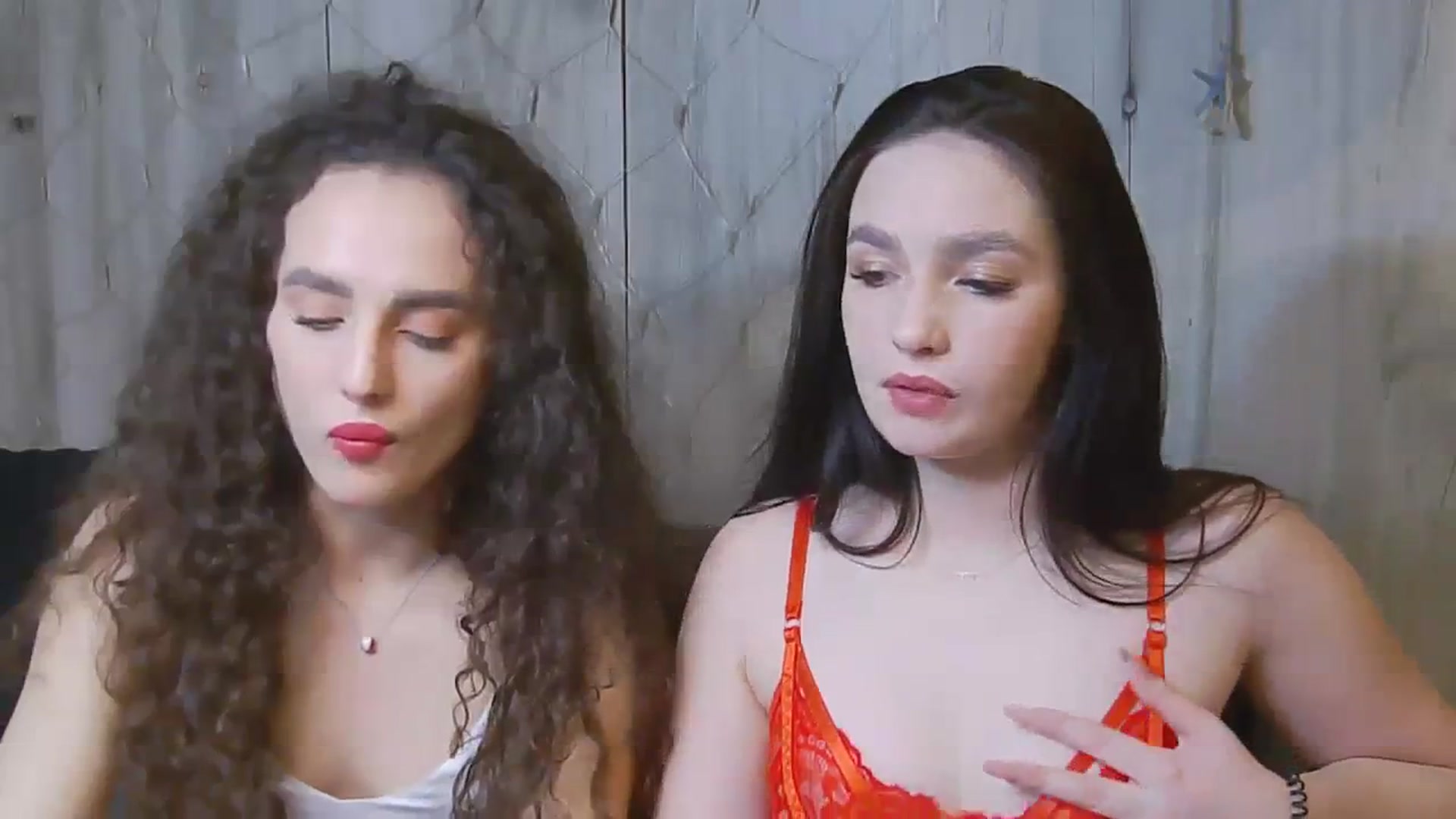 Gallery image thumbnail from Rikki's myfreecams stream on, 12/05/2023, 19:59 image 9 of 20