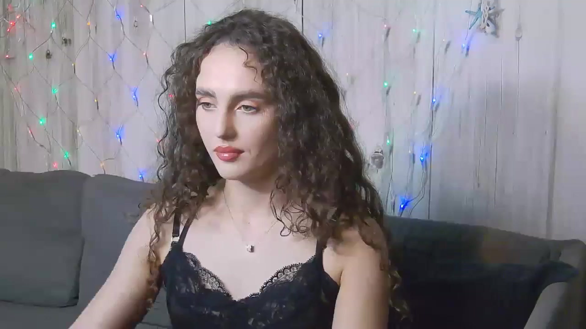 Gallery image thumbnail from Rikki's myfreecams stream on, 12/07/2023, 20:56 image 19 of 20