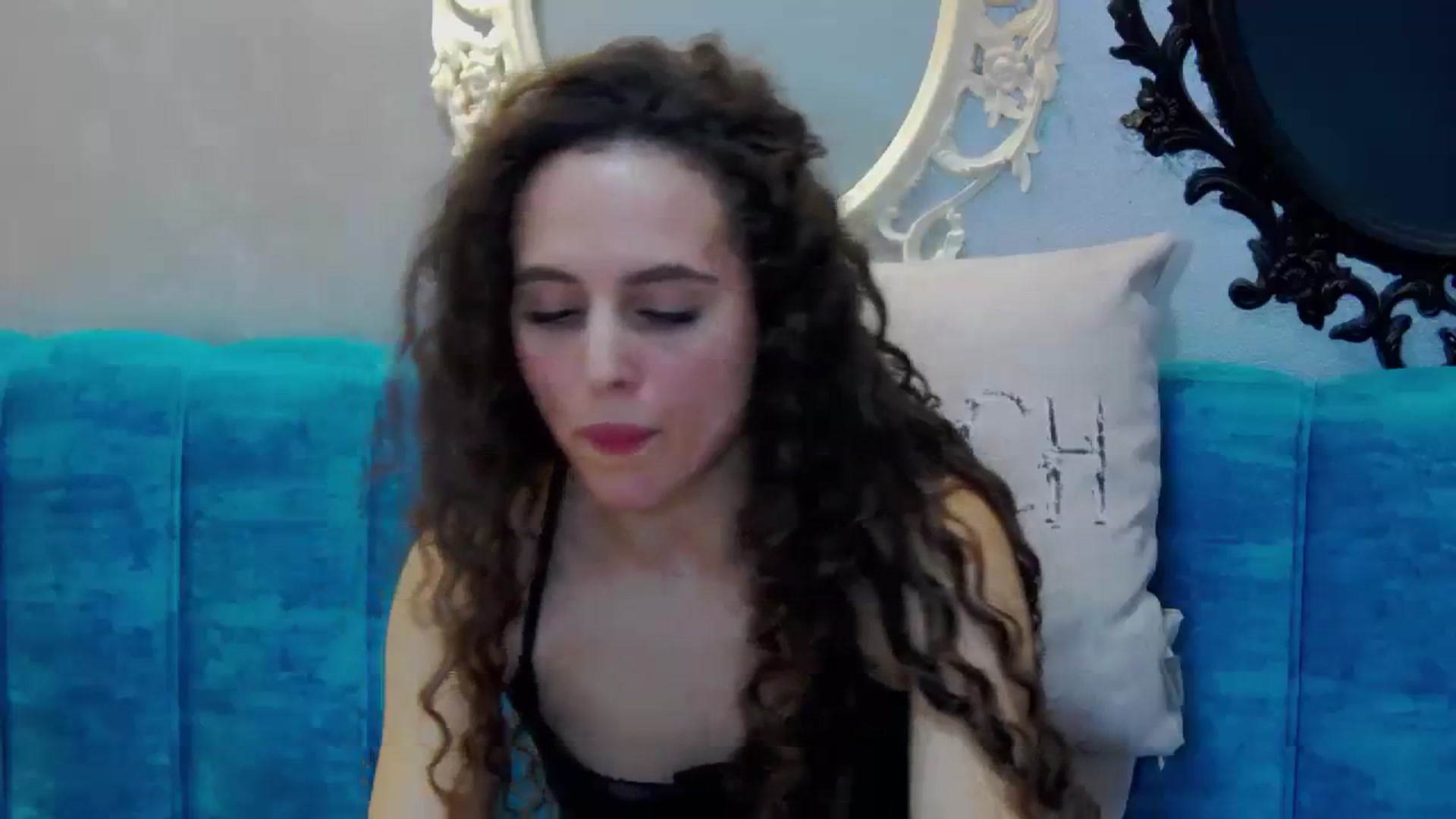 Gallery image thumbnail from Rikki's myfreecams stream on, 12/19/2023, 16:03 image 8 of 20