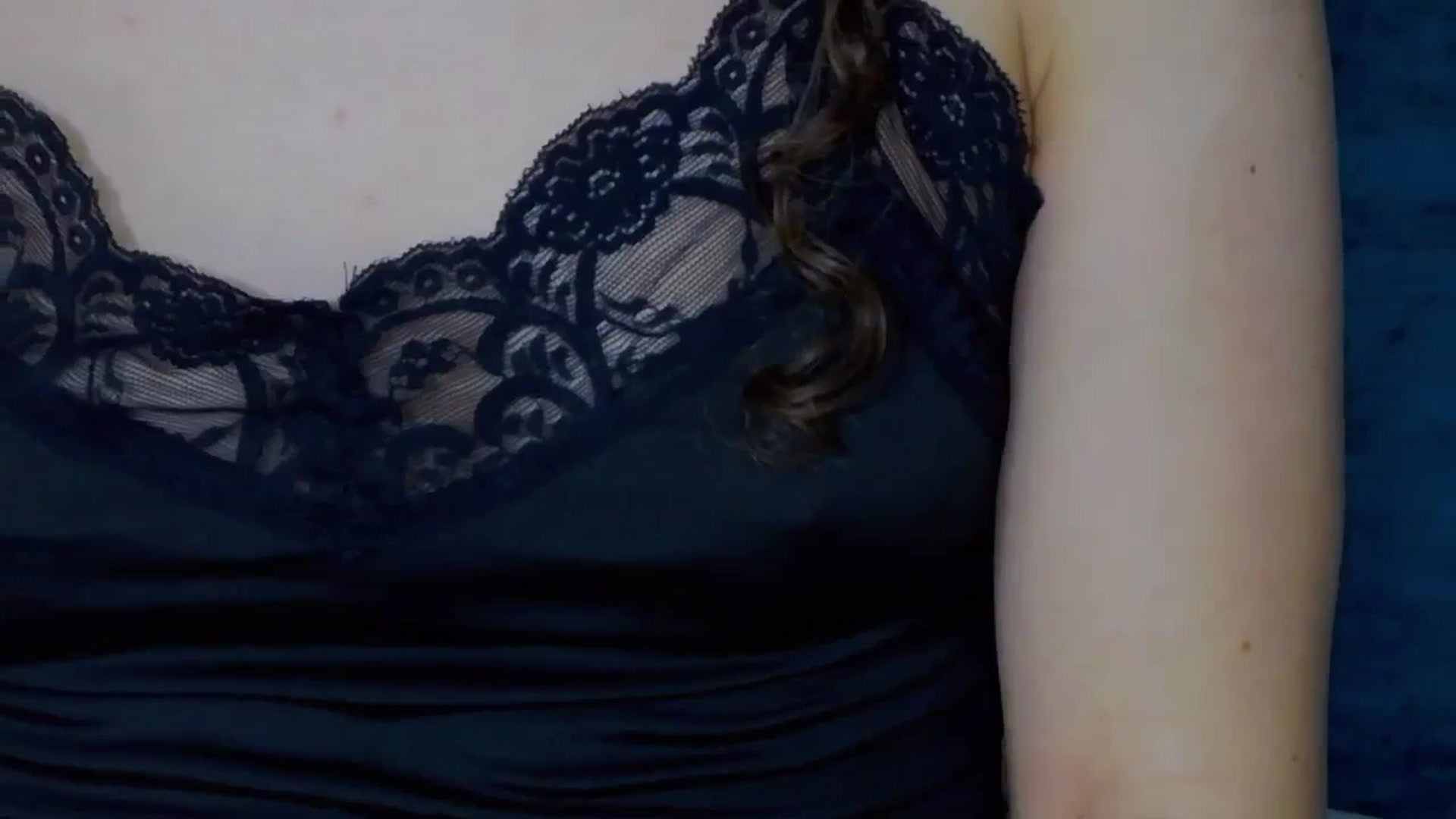Gallery image thumbnail from Rikki's myfreecams stream on, 12/19/2023, 16:39 image 11 of 20