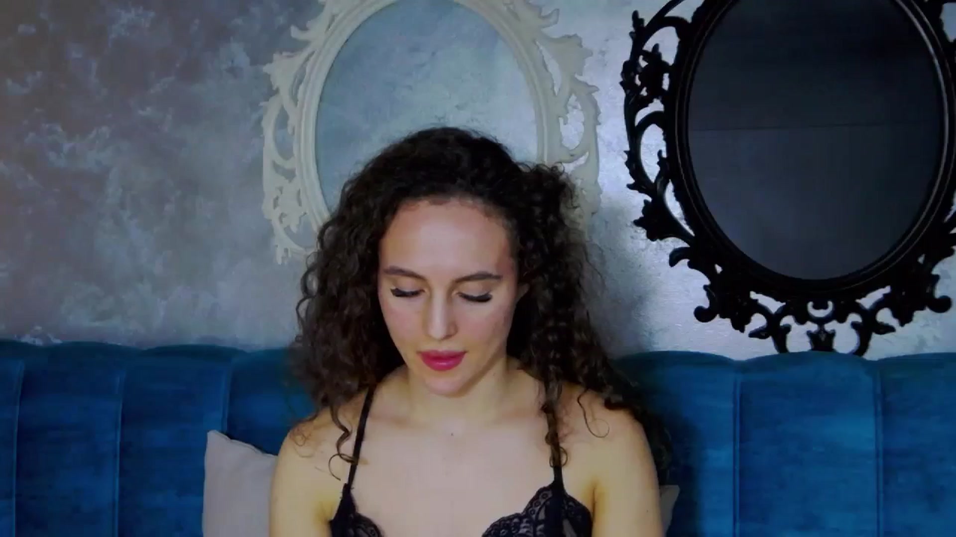Gallery image thumbnail from Rikki's myfreecams stream on, 12/19/2023, 16:39 image 16 of 20